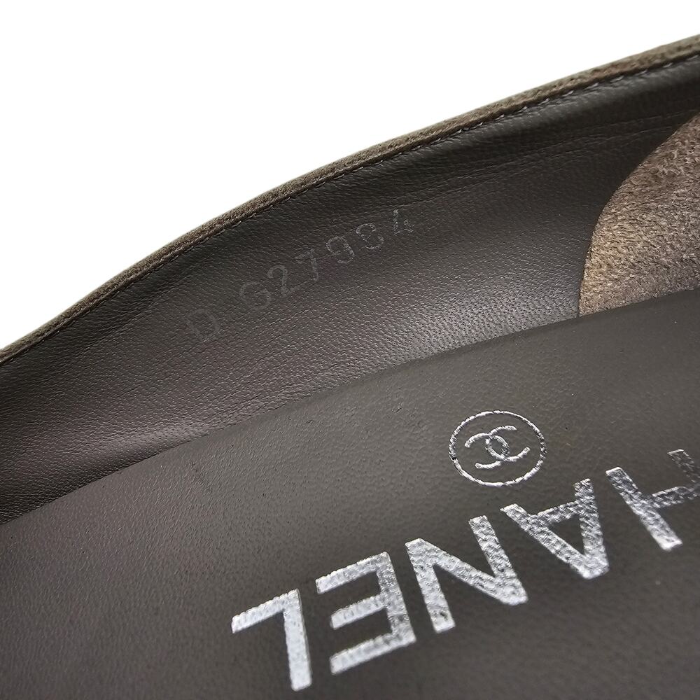 Chanel CC Cap Toe Chain Wedge Heel Pump Gray Suede Black Silver Size 39 US 8 8.5 - Picture 10 of 14